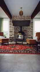 fireplace-1-small.jpg (3743 bytes)